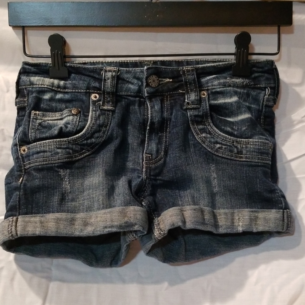 H&M distressed girls jean shorts
